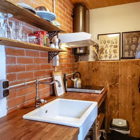 Holiday home Cozy Tiny House Only 20 Mins From Gesaeuse!